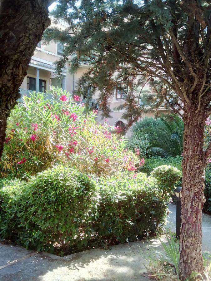 Sète L'Ancien Couvent Sur Jardin, Havre De Paix En Centre Ville A 100M De La Mer Avec Parking Privatif מראה חיצוני תמונה